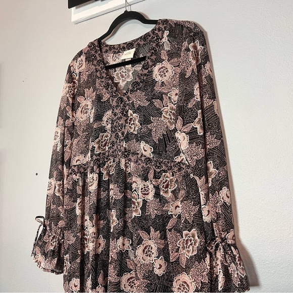 Knox Rose Dresses & Skirts - Knox Rose Mini Dress Floral Boho Long Sleeve V-Neck Size Large Brown